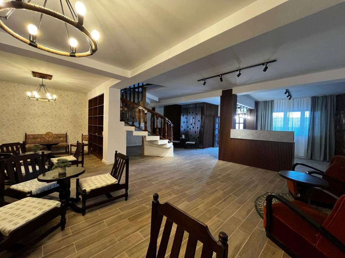 La Conac Hotel Nufaru Luaran gambar