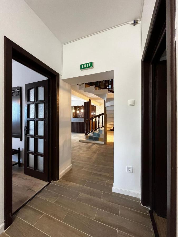 La Conac Hotel Nufaru Luaran gambar