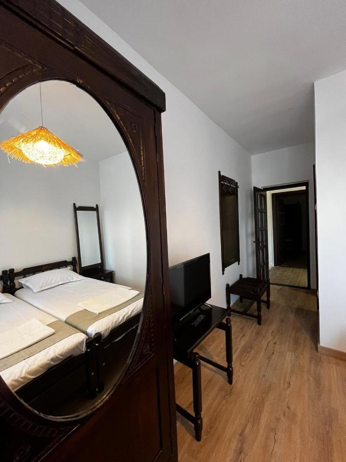 La Conac Hotel Nufaru Luaran gambar